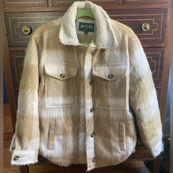 American Eagle Outfitters Oversized Plaid Shacket - Picture 2 of 16